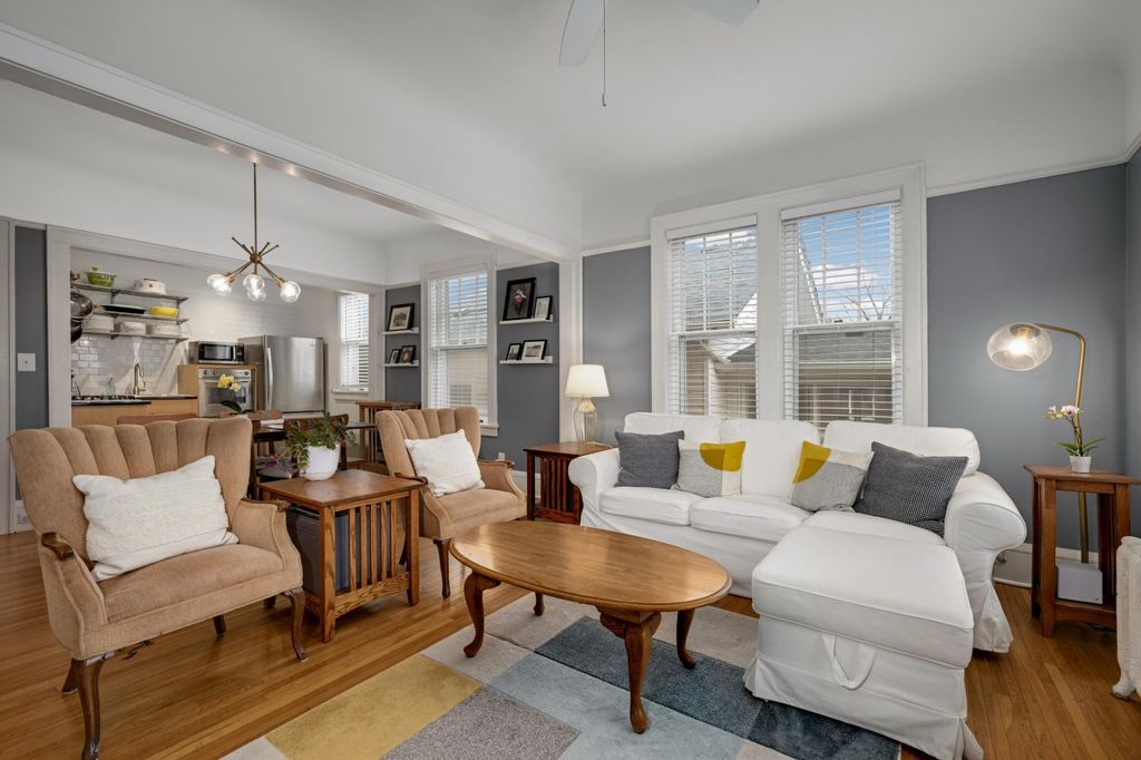 Photo of 3909 Aldrich Avenue S #5, Minneapolis, MN 55409 (MLS # 7049736)