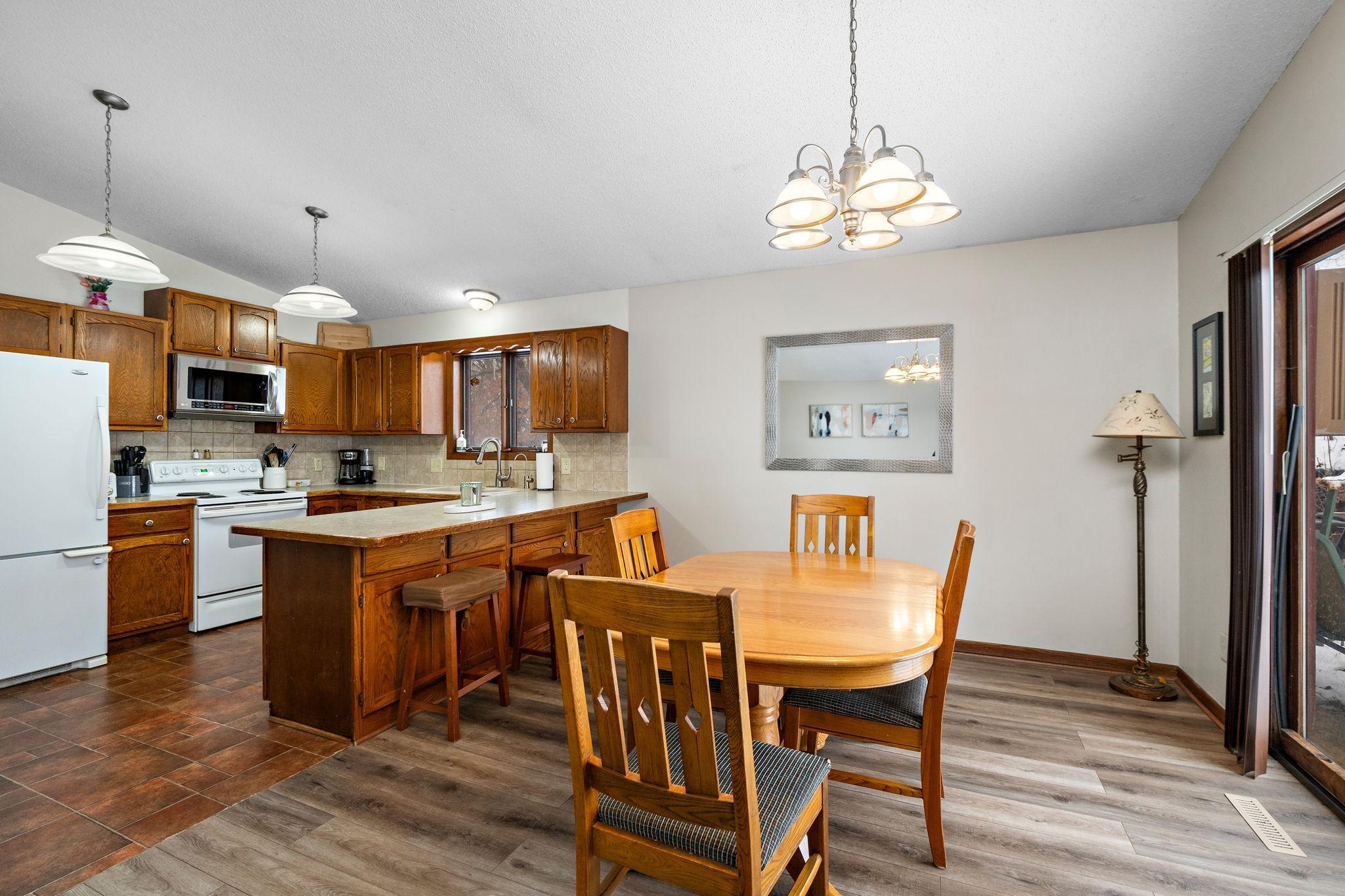 2805 Brookview Drive