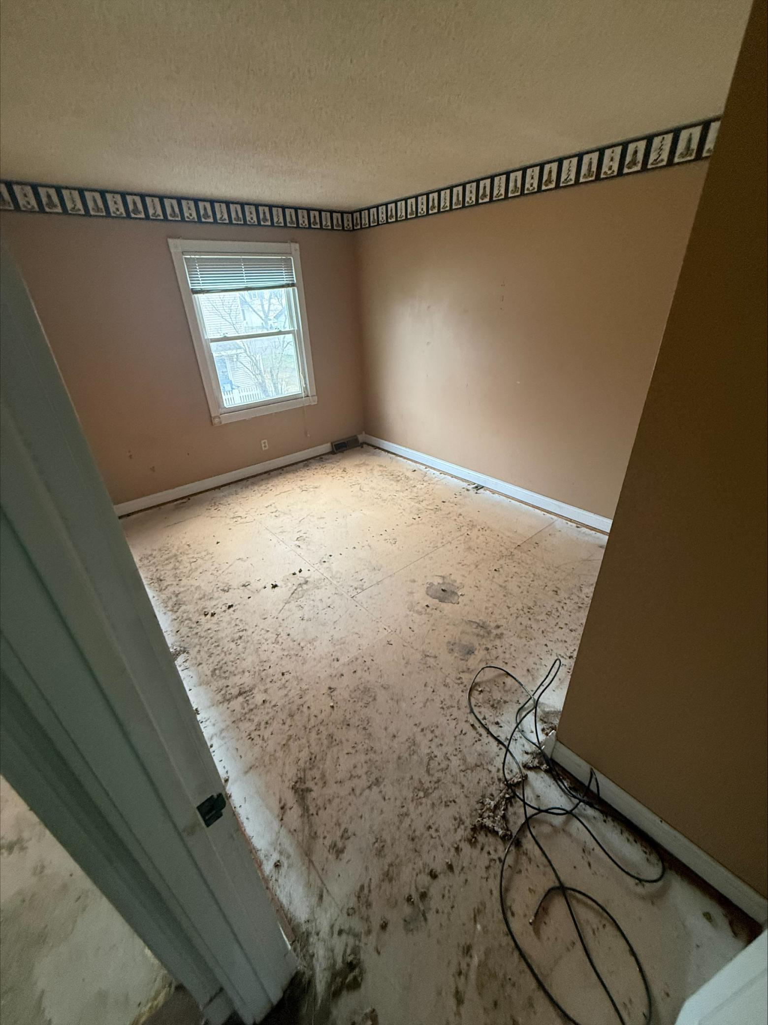 4980 Grenwich Trail N
