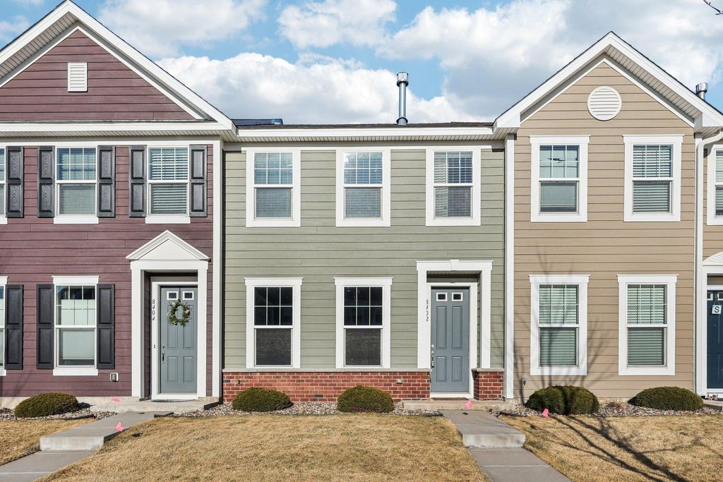 Photo of 8402 Jonquil Lane N, Maple Grove, MN 55369 (MLS # 7106143)