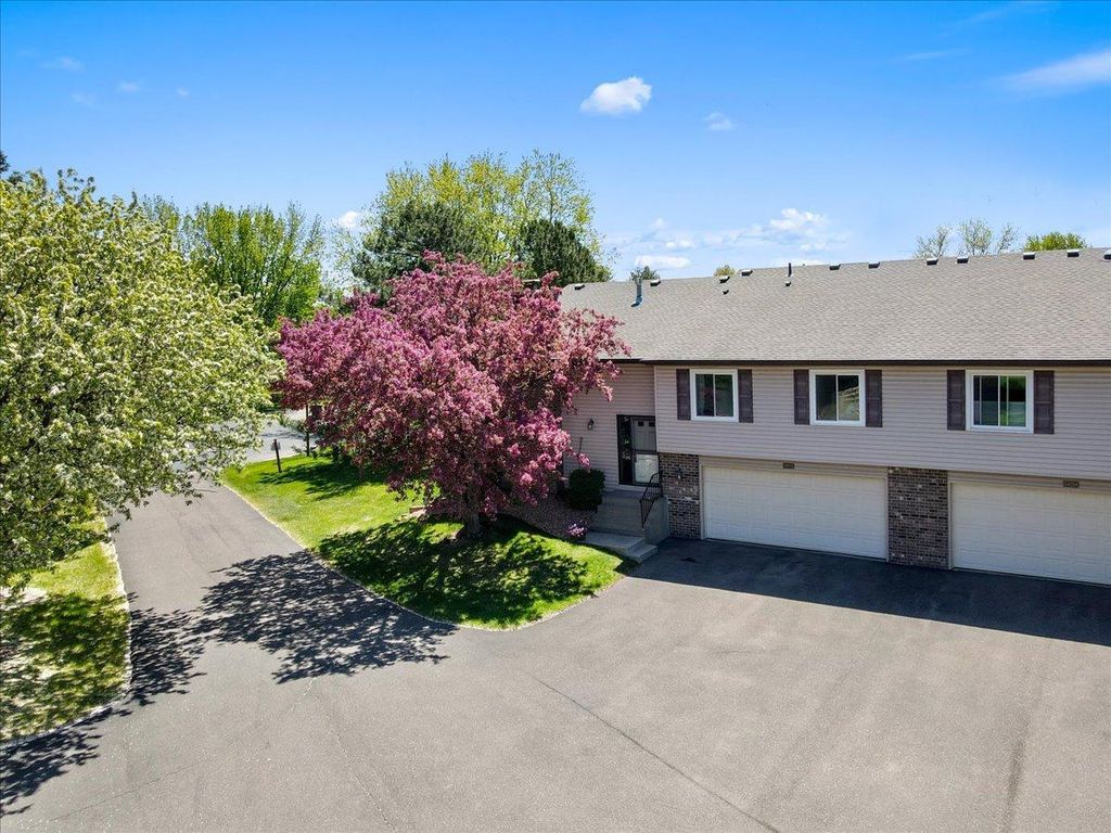 Photo of 14727 94th Place N, Maple Grove, MN 55369 (MLS # 7074278)
