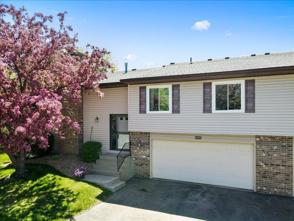 Photo of 14727 94th Place N, Maple Grove, MN 55369 (MLS # 7074278)