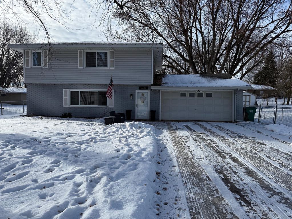 Photo of 6739 Yucca Lane N, Maple Grove, MN 55311 (MLS # 7007857)