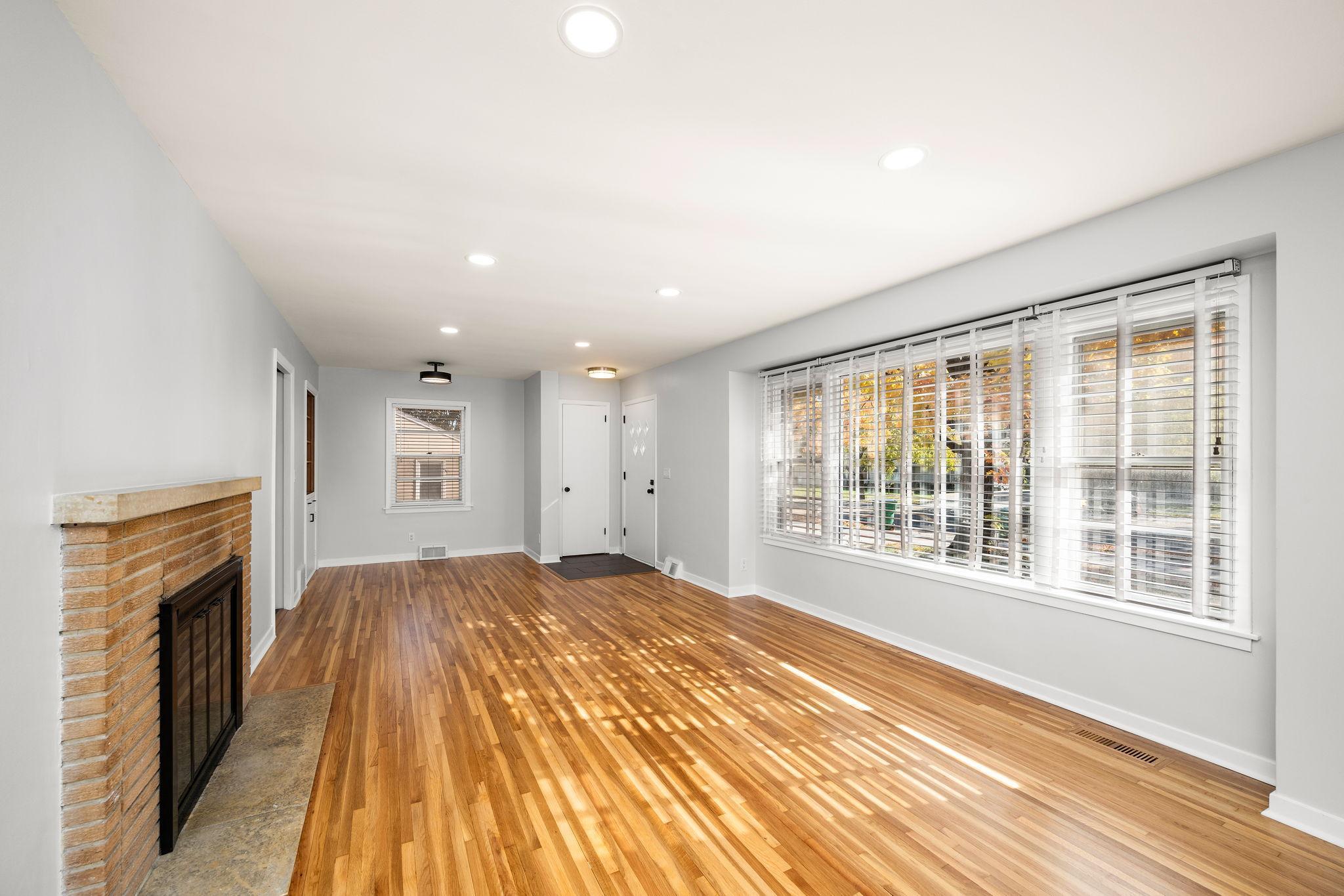 8016 Cedar Lake Road S