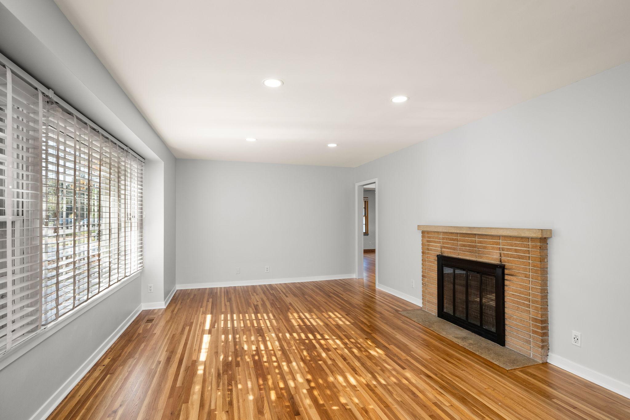 8016 Cedar Lake Road S