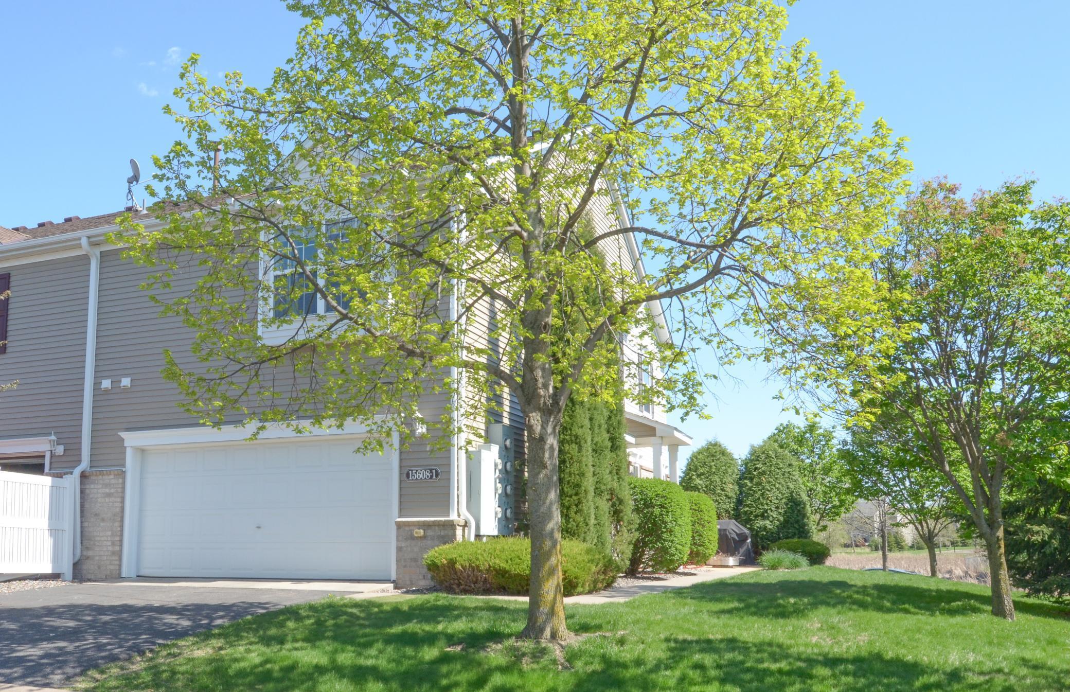 15608 Emerald Drive N 1