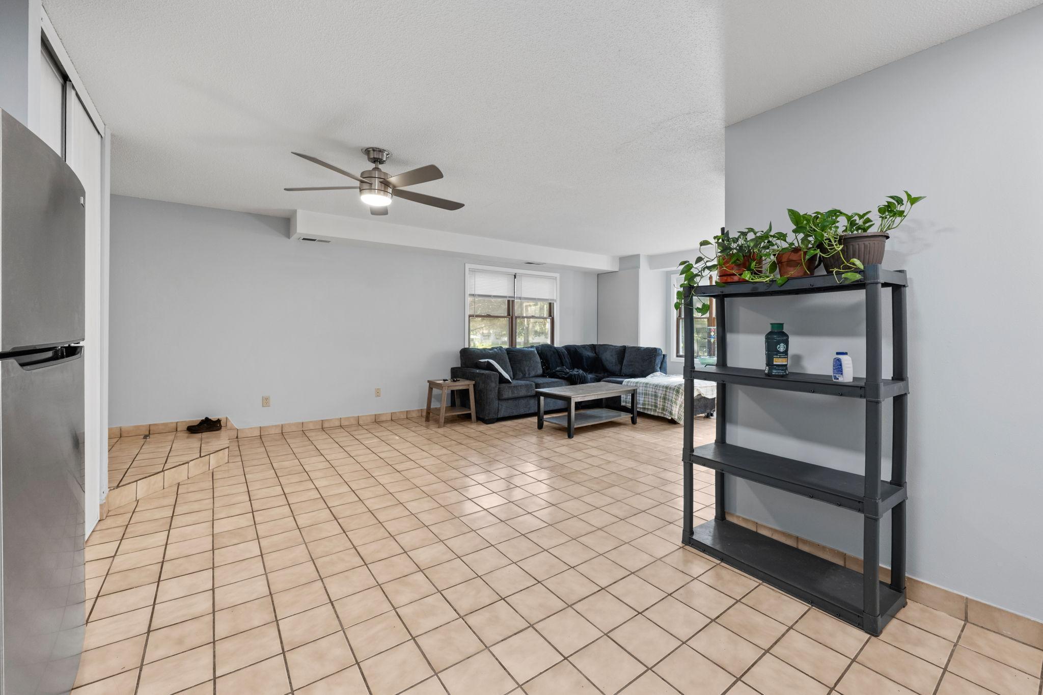 1053 Cromwell Avenue