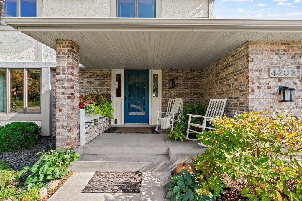 Photo of 4202 Willow Wood Drive, Vadnais Heights, MN 55127 (MLS # 7157415)