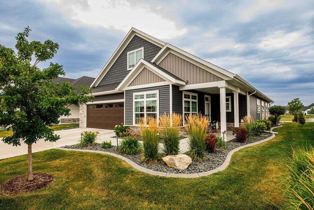 Photo of 813 Rania Way W, West Fargo, ND 58078 (MLS # 7120346)