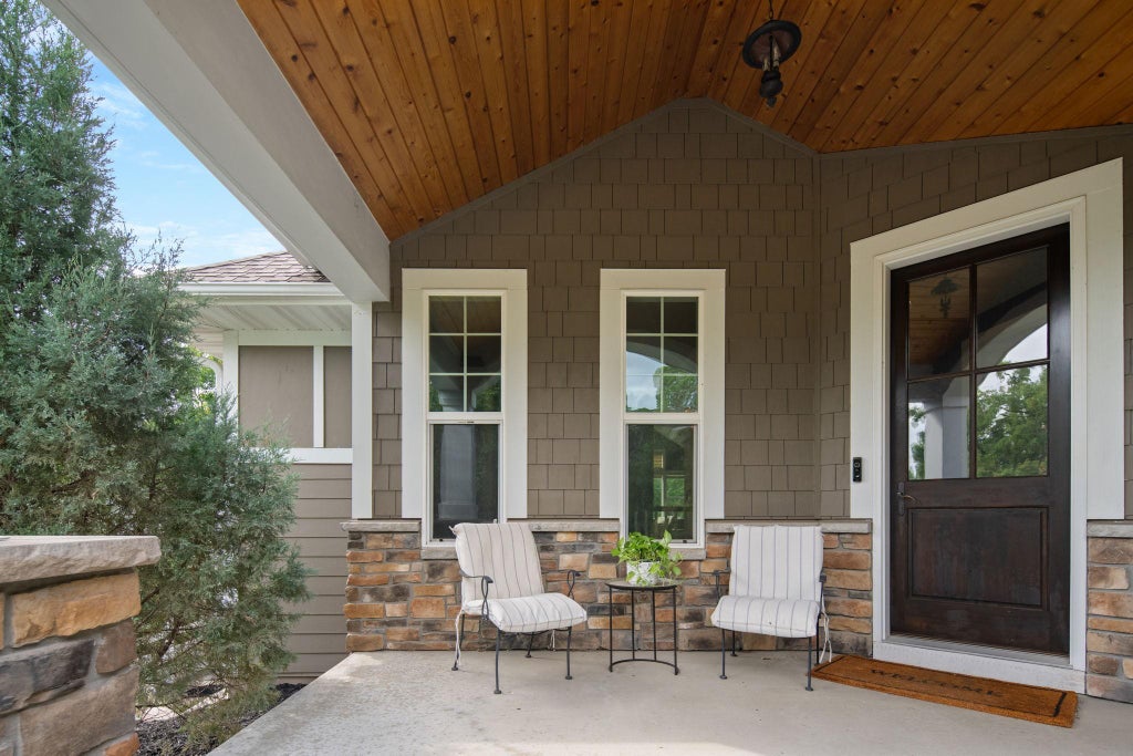 Photo of 6292 Montee Drive, Eden Prairie, MN 55344 (MLS # 7151015)