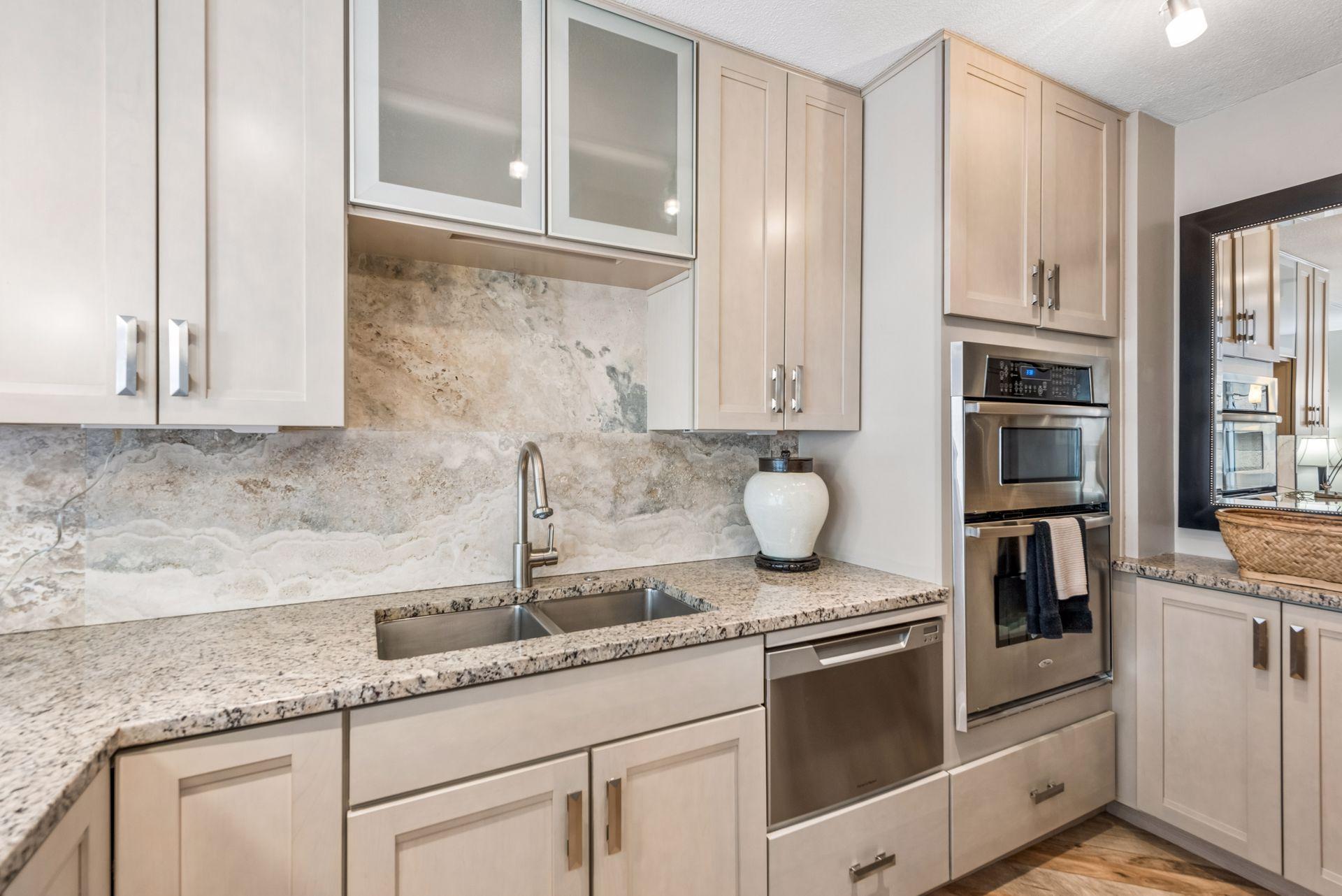 19 S 1st Street B204