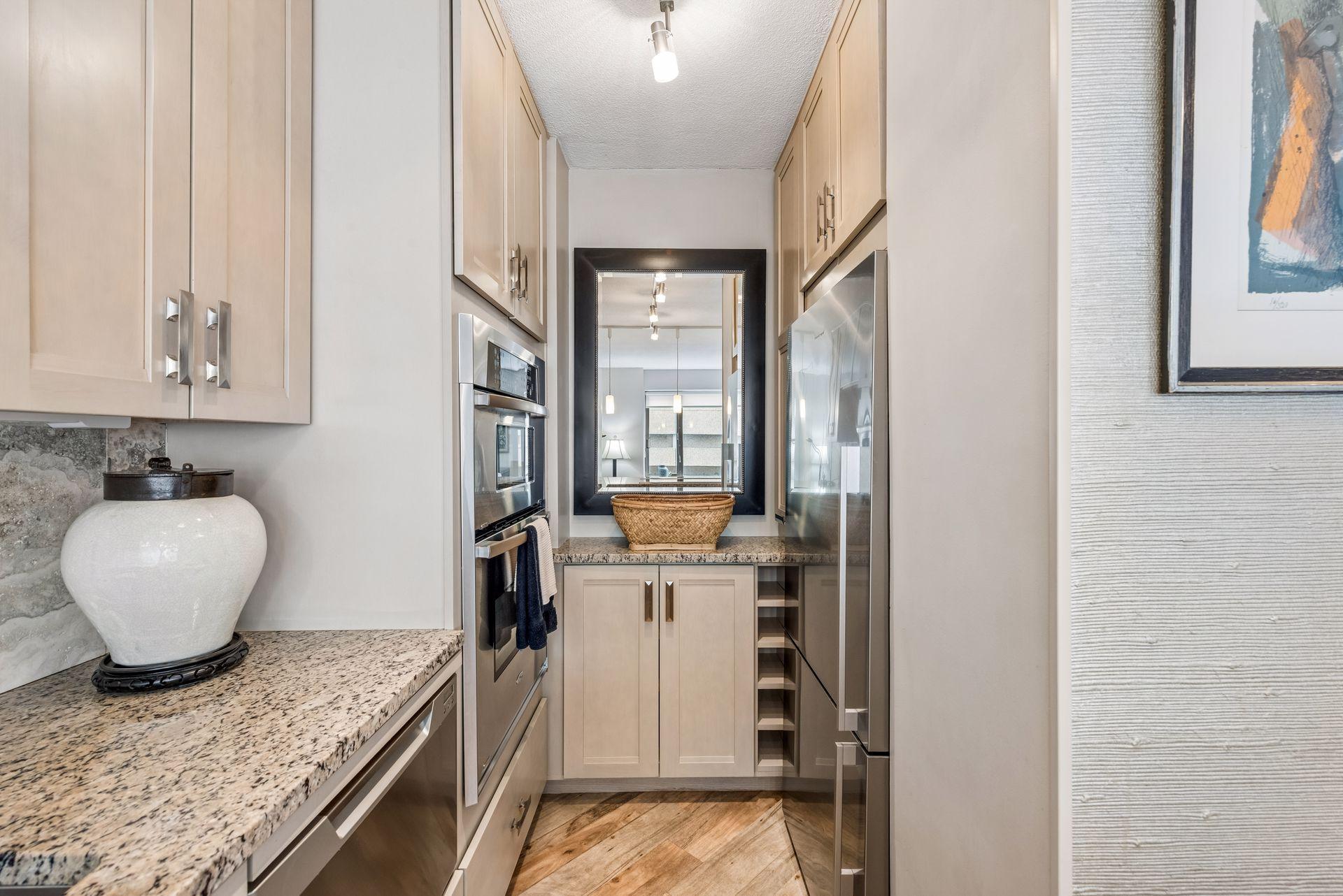 19 S 1st Street B204