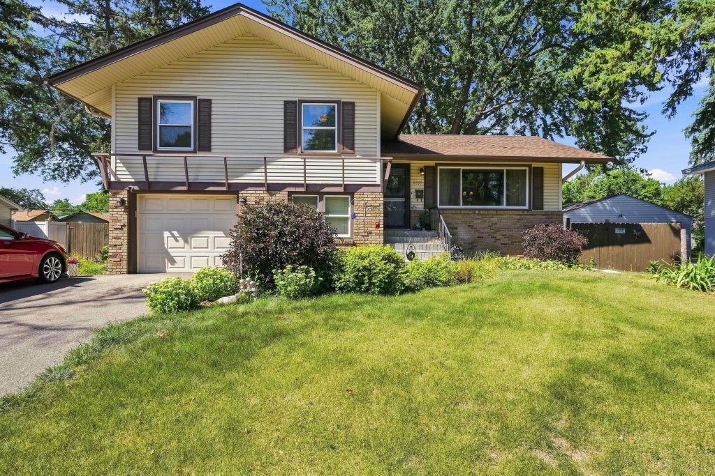 Photo of 6933 Brunswick Avenue N, Brooklyn Park, MN 55429 (MLS # 7134364)