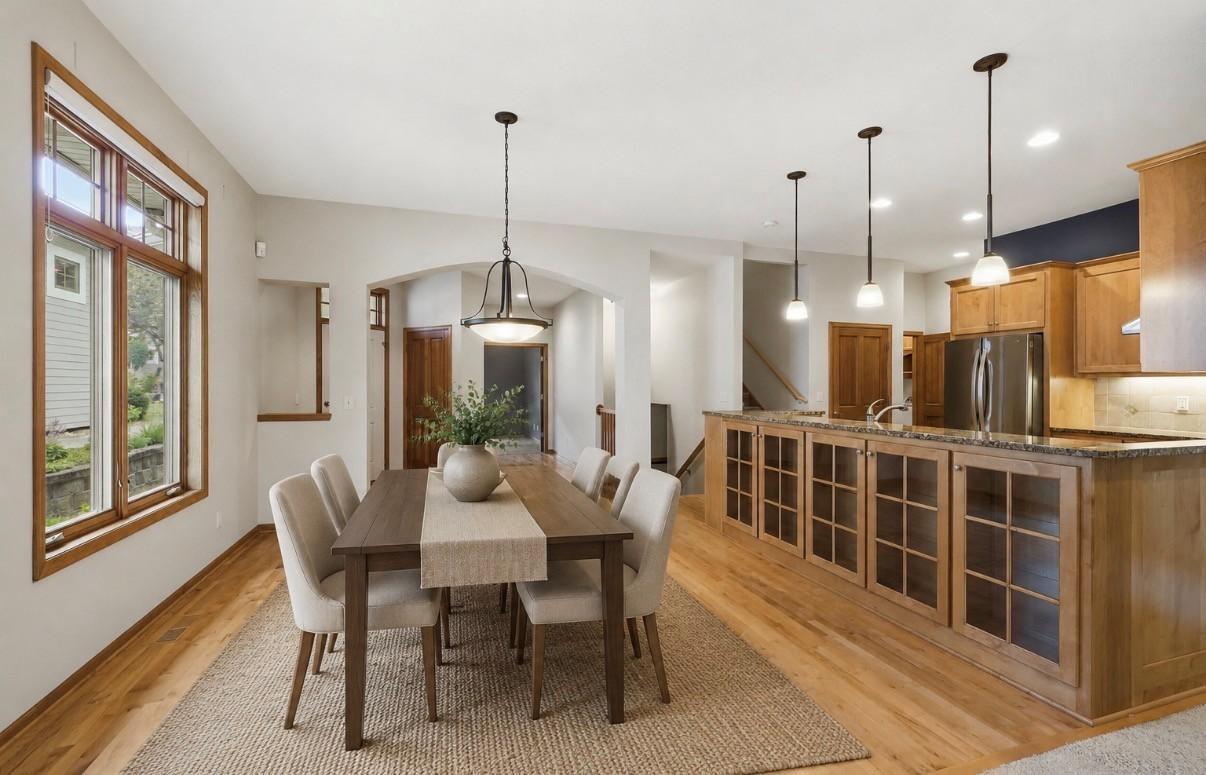 8117 Xerxes Circle
