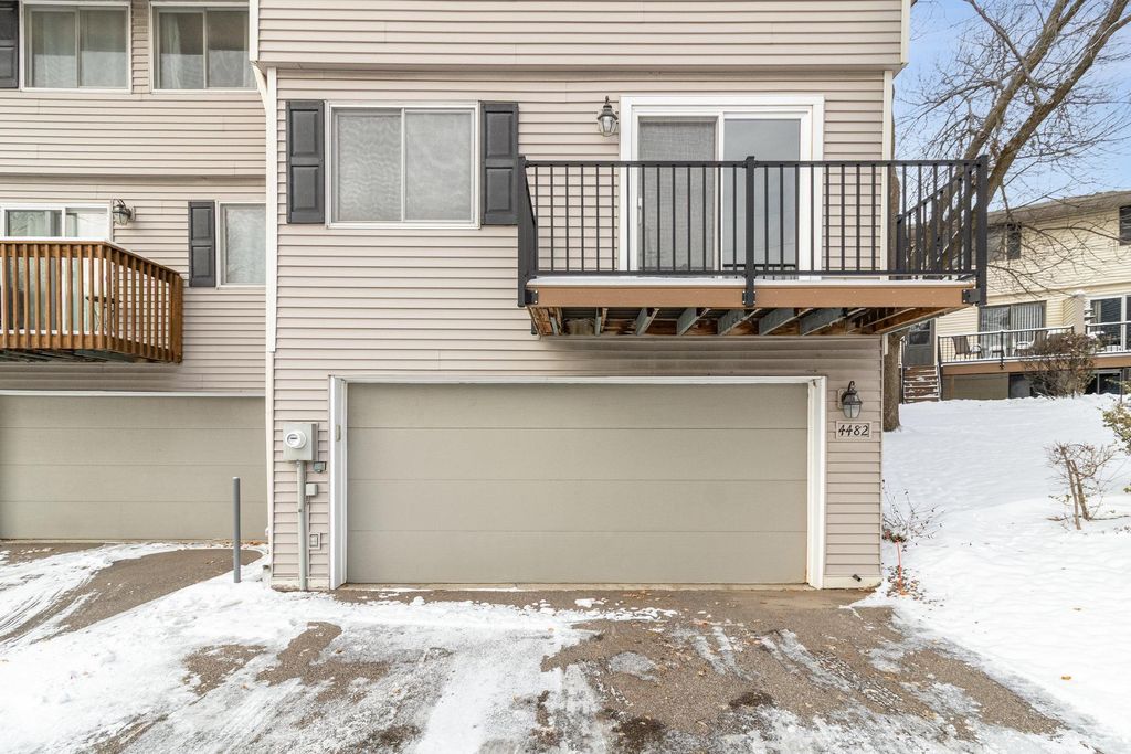 Photo of 4482 Victoria Street N, Shoreview, MN 55126 (MLS # 6821278)