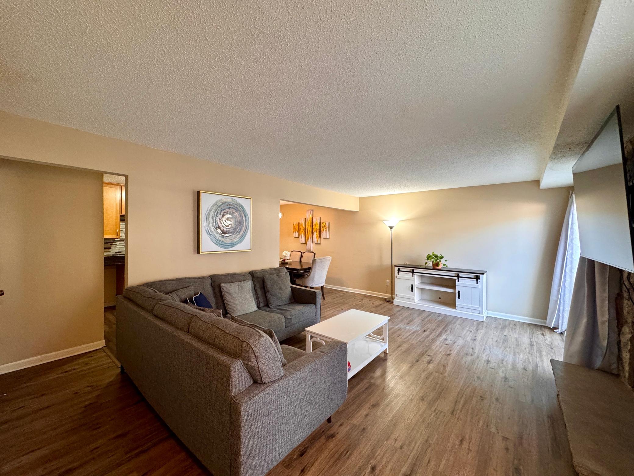 1271 Landmark Trail S