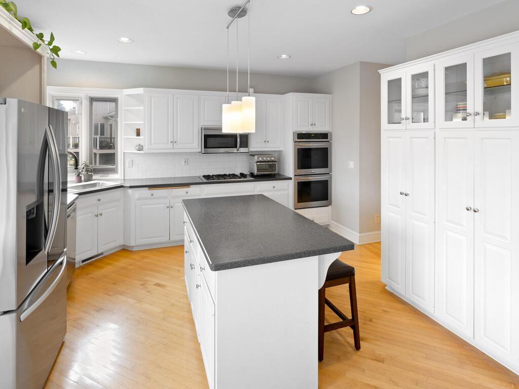 7820 W 96th Street