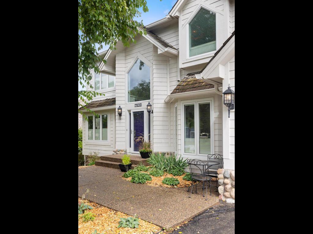 7820 W 96th Street