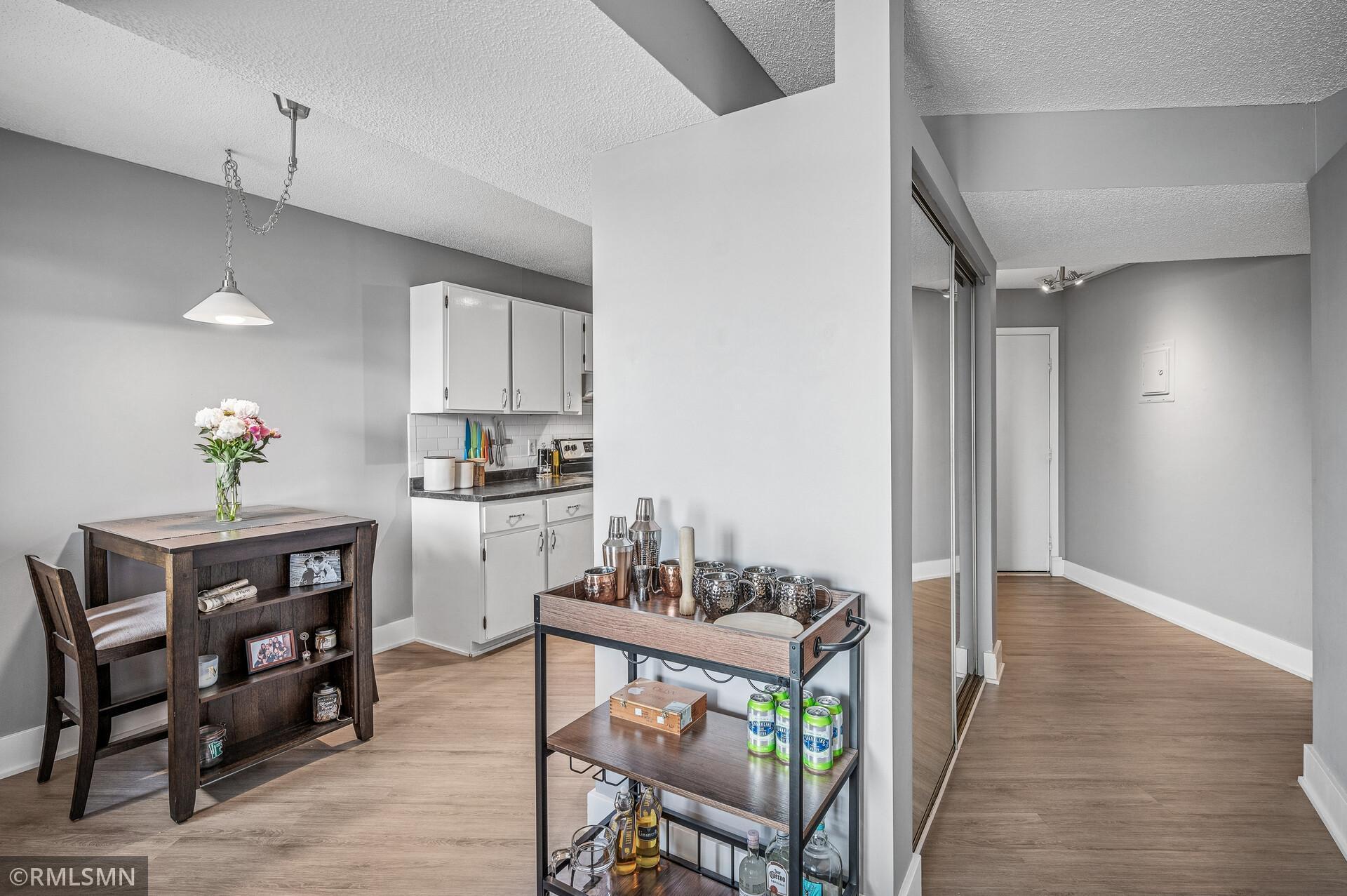 26 10th Street W 1409