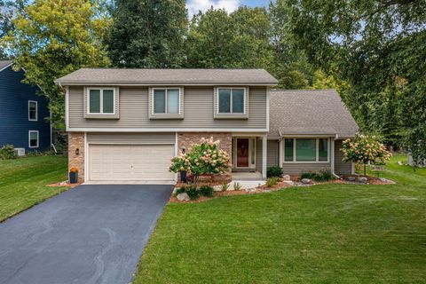 2920 Xanthus Lane N Plymouth MN 55447