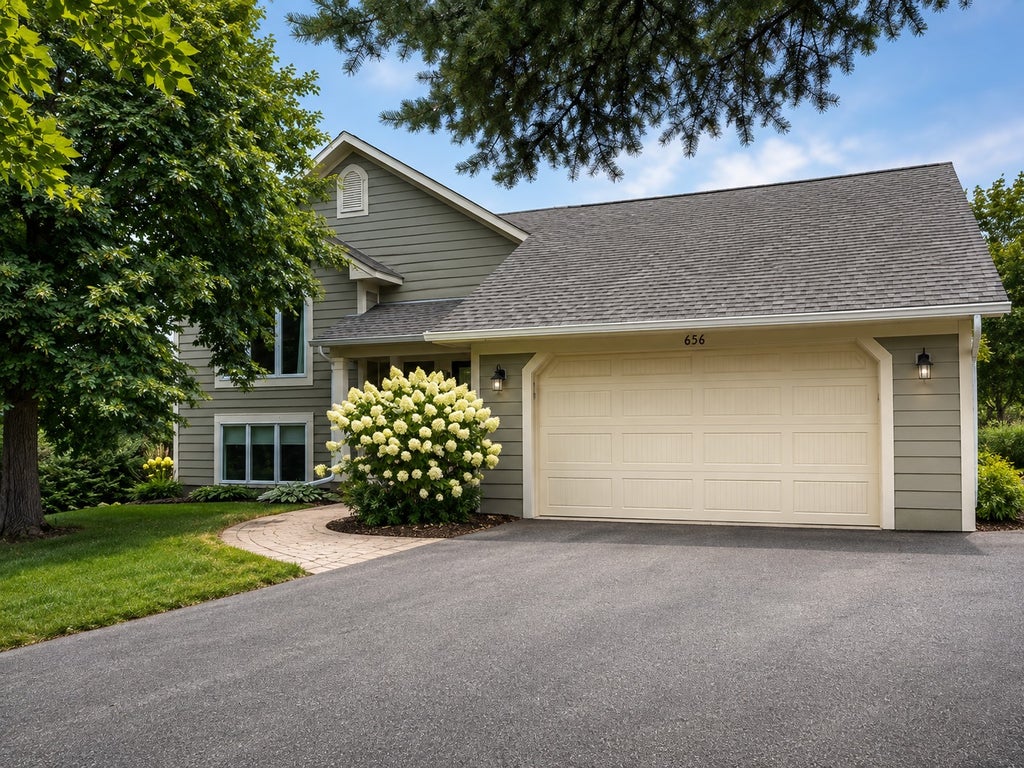 Photo of 656 E 2nd Street, Waconia, MN 55387 (MLS # 7135206)