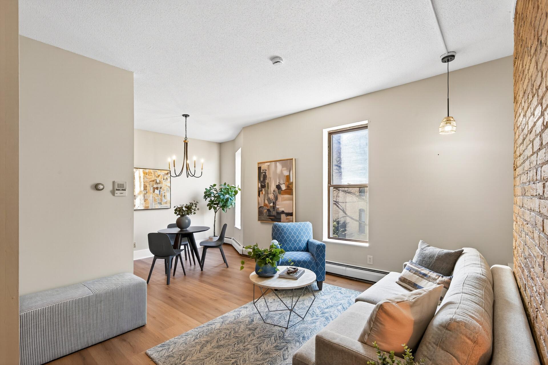 1811 Elliot Avenue 8