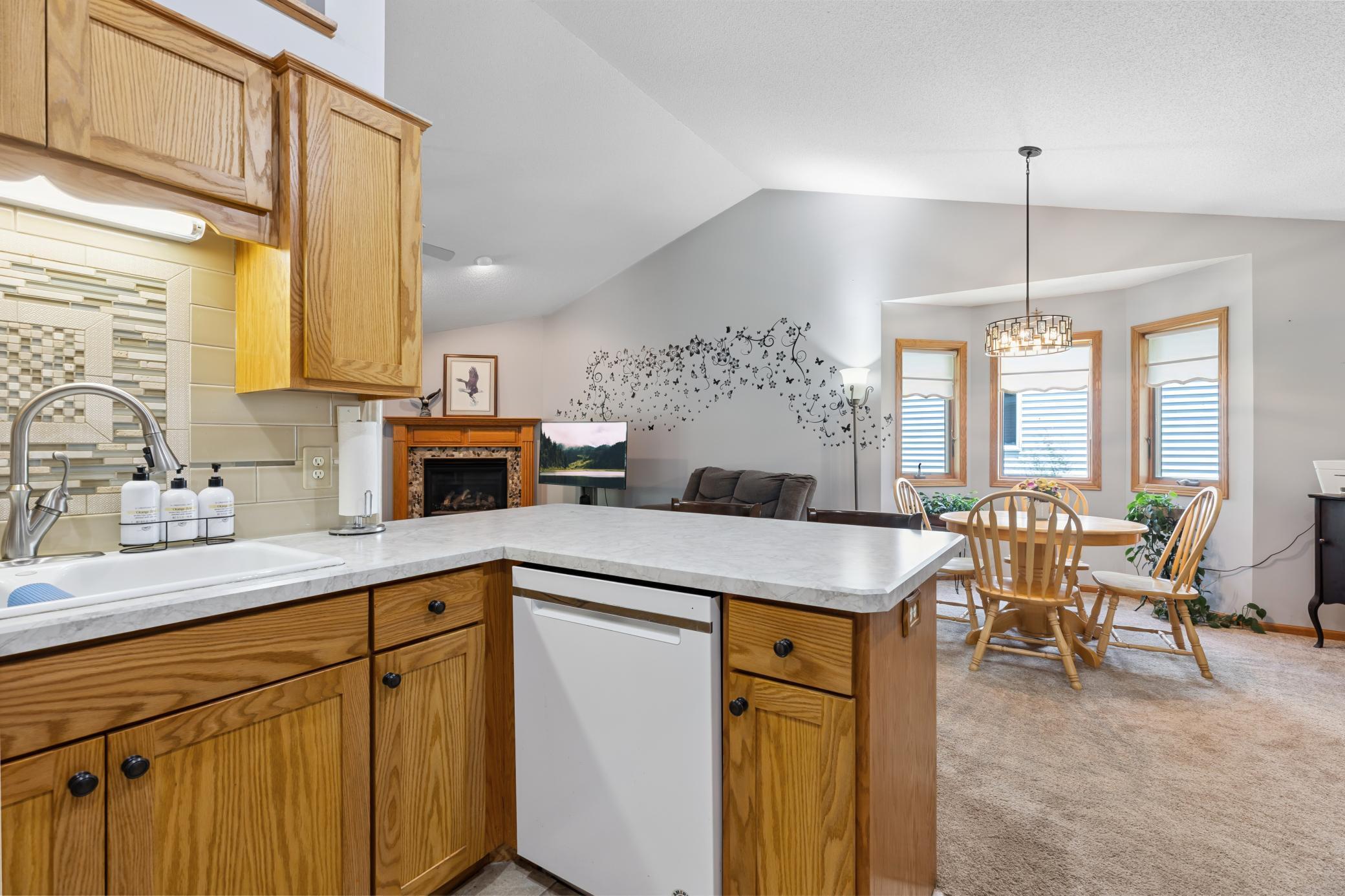 2510 Woodridge Lane
