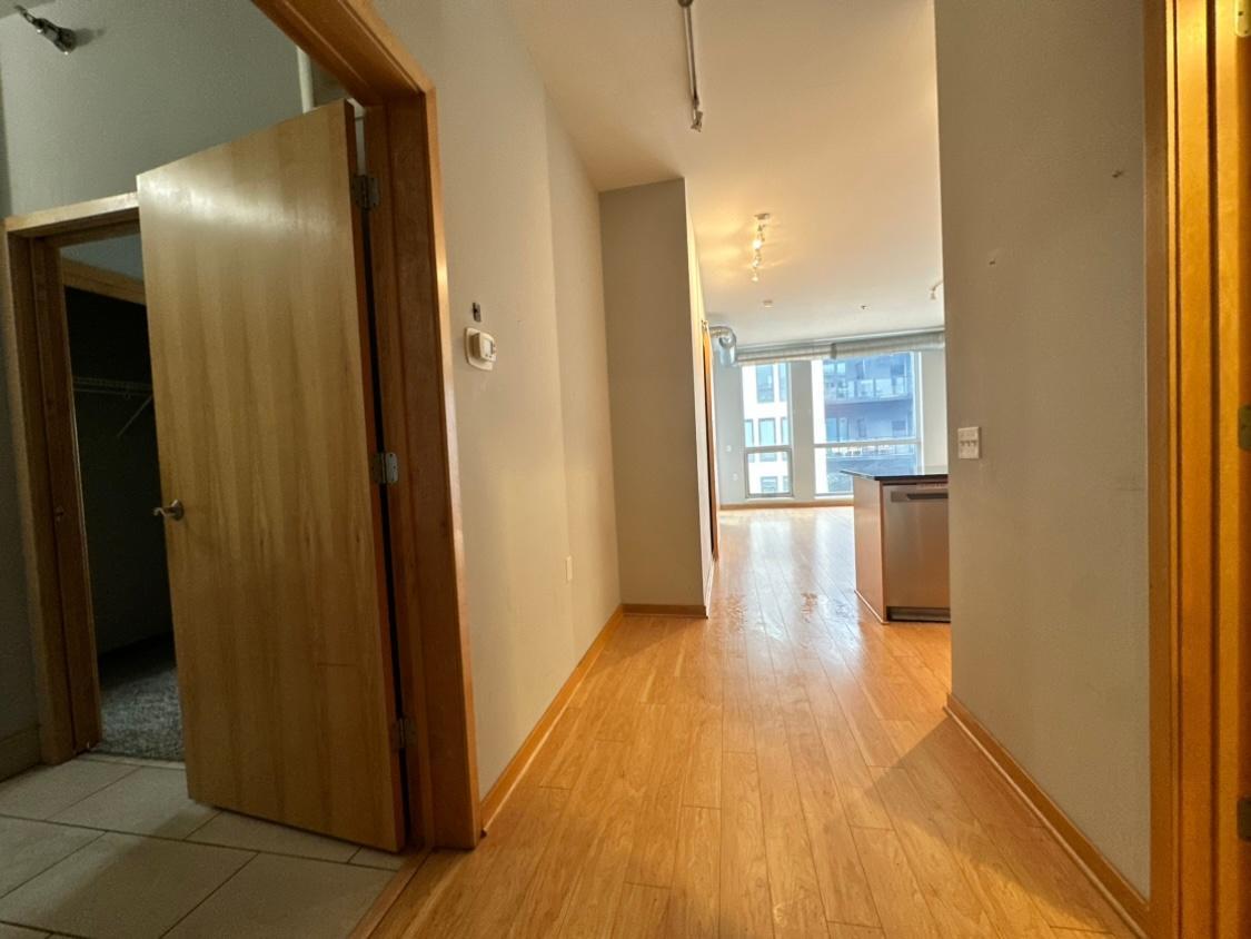 1211 Lagoon Avenue 405