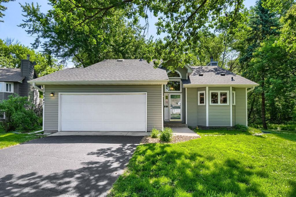 Photo of 10347 Eagle Street NW, Coon Rapids, MN 55433 (MLS # 7081398)