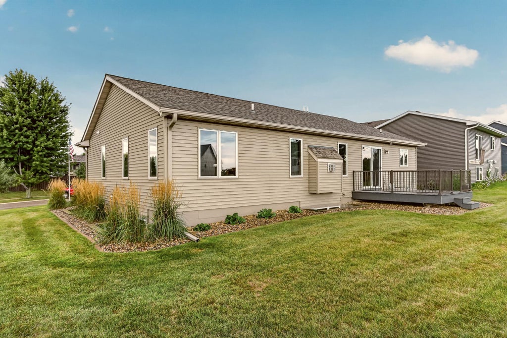 Photo of 905 22nd Street NE, Kasson, MN 55944 (MLS # 7133587)