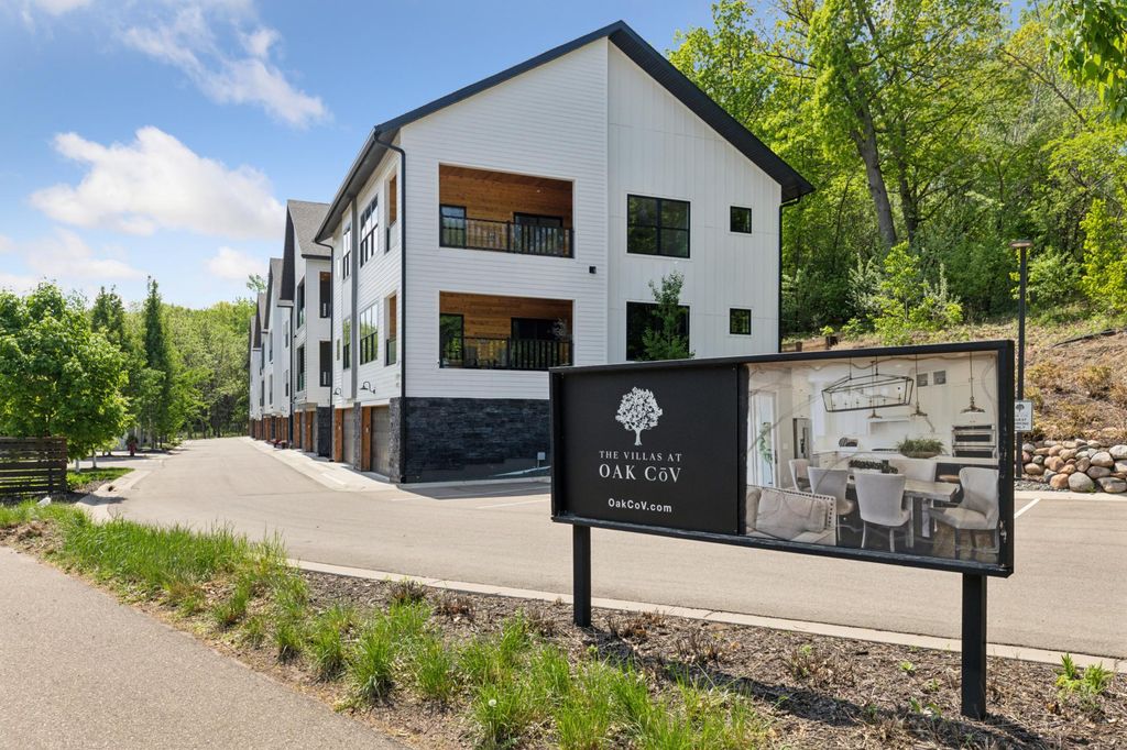 Photo of 5742 Shady Oak Road S #7, Minnetonka, MN 55343 (MLS # 6722357)