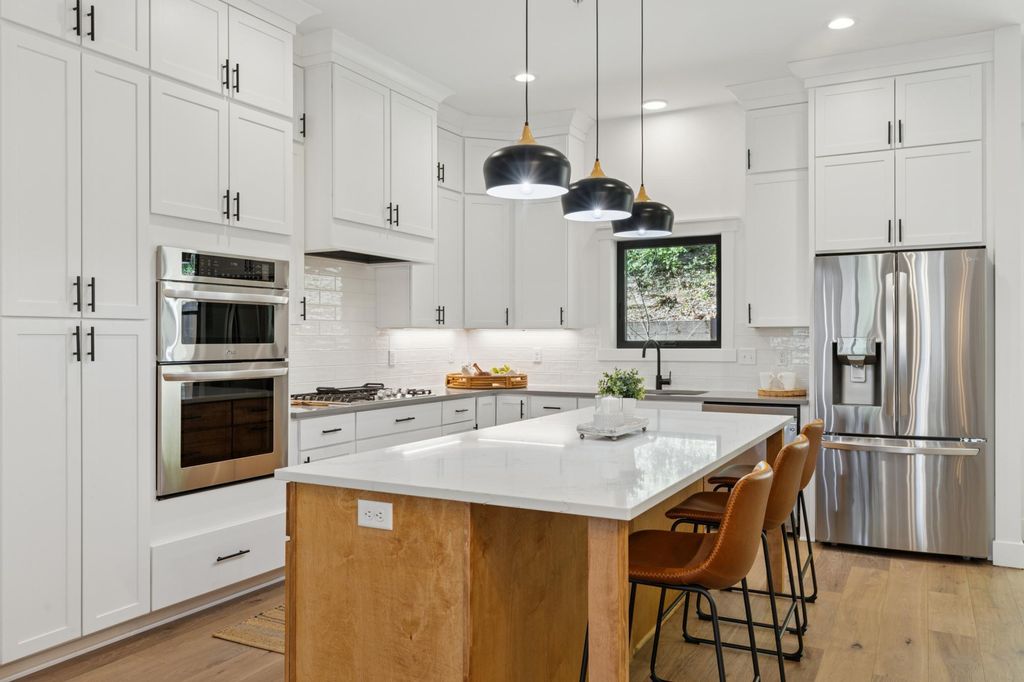 Photo of 5742 Shady Oak Road S #7, Minnetonka, MN 55343 (MLS # 6722357)