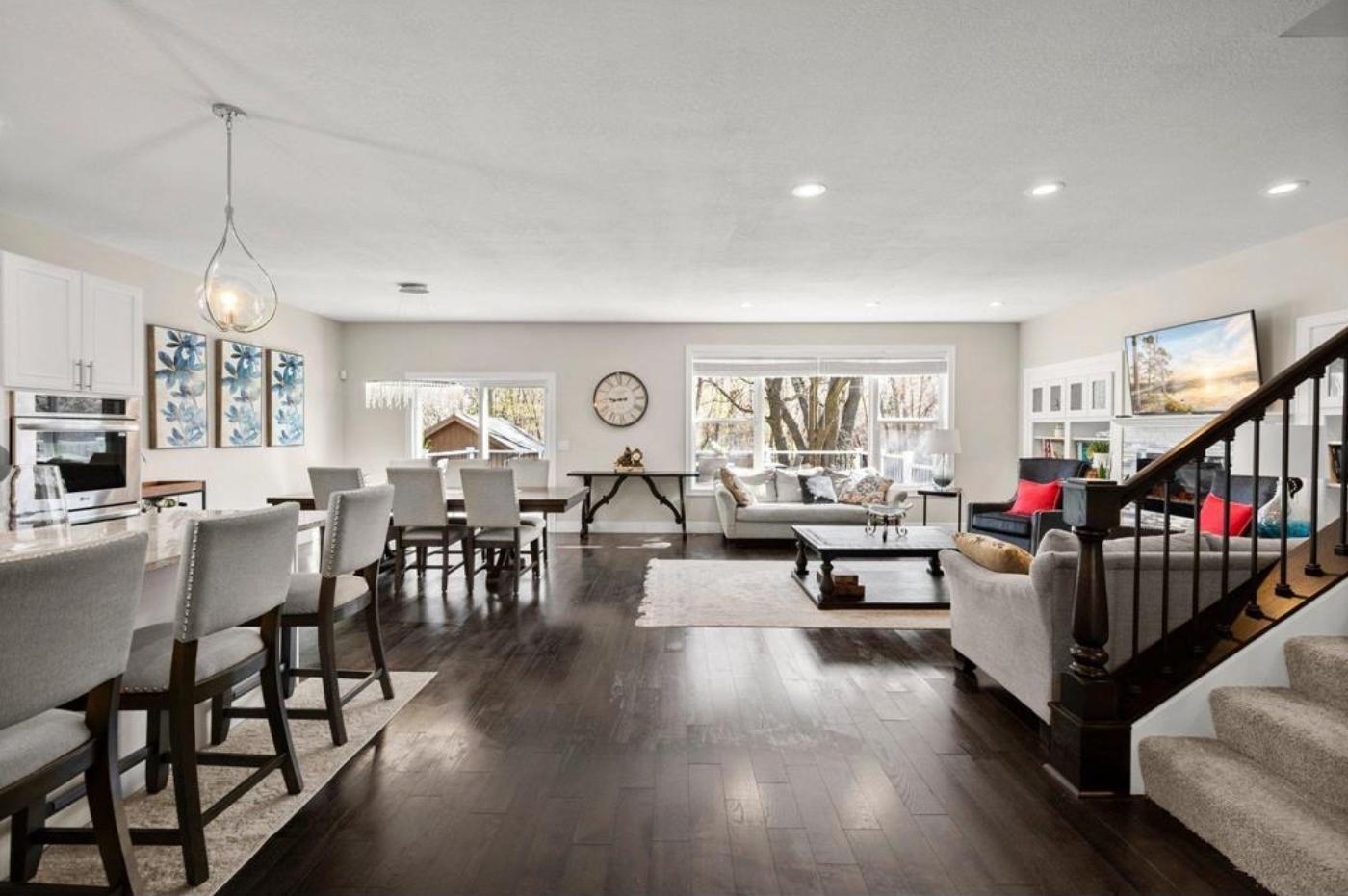 12601 Ridgemount Avenue W