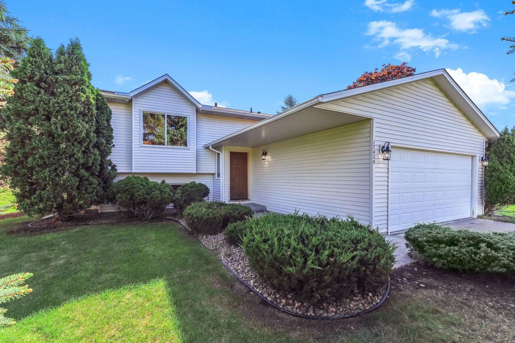 Photo of 17420 Fontana Path, Farmington, MN 55024 (MLS # 7064879)