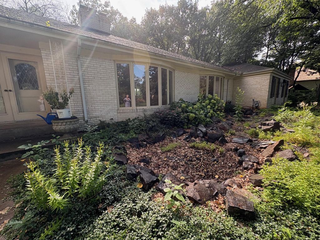 Photo of 23 Evergreen Road, North Oaks, MN 55127 (MLS # 6779160)