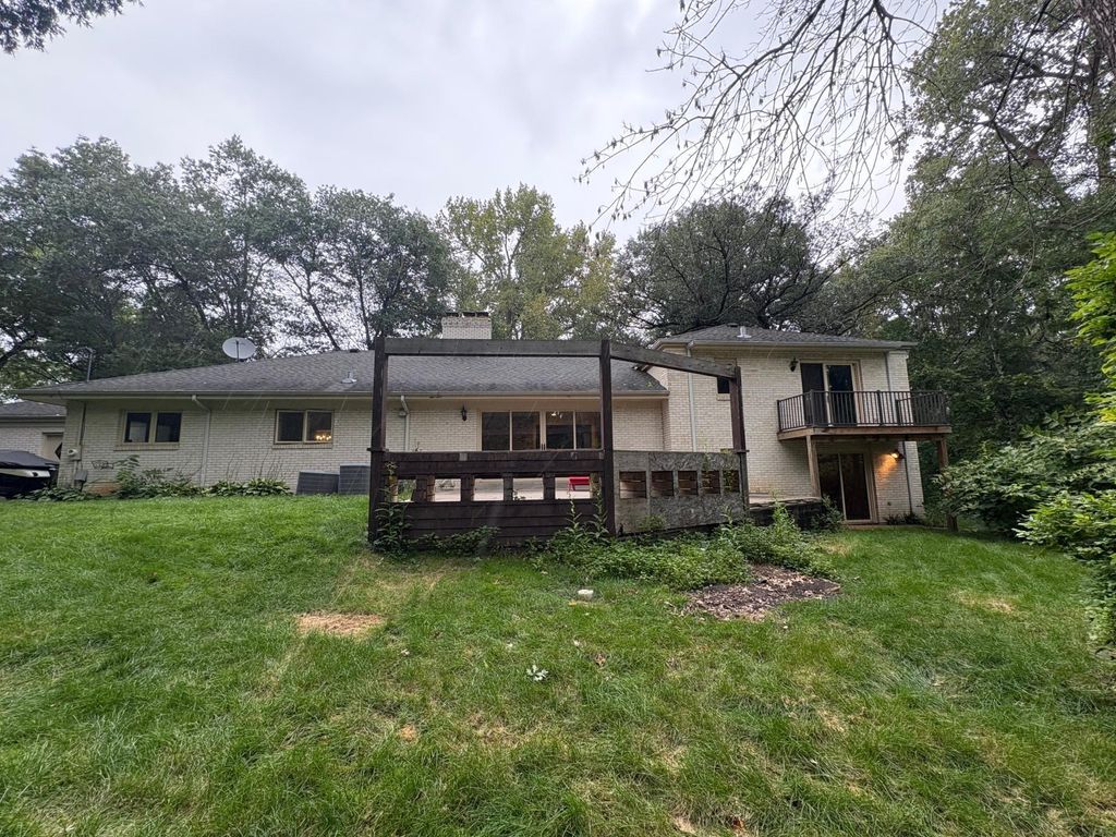 Photo of 23 Evergreen Road, North Oaks, MN 55127 (MLS # 6779160)