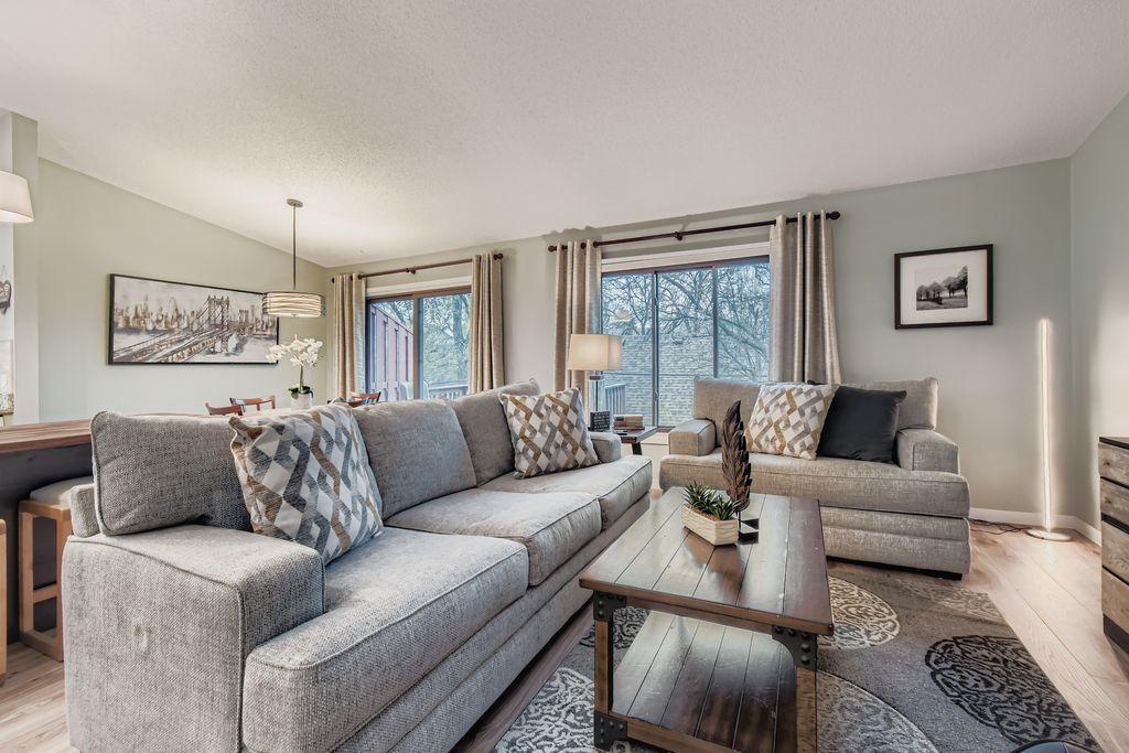 2422 County Road D W 2