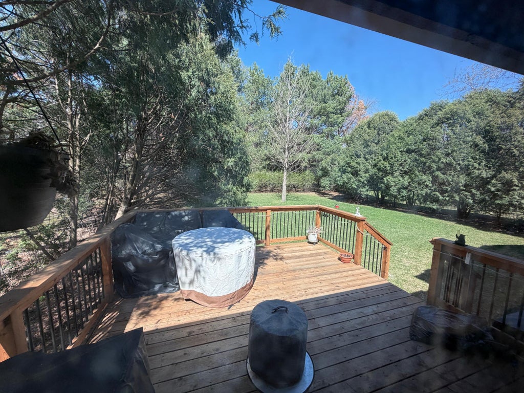 Photo of 1013 Robinhood Place, Shoreview, MN 55126 (MLS # 7131788)