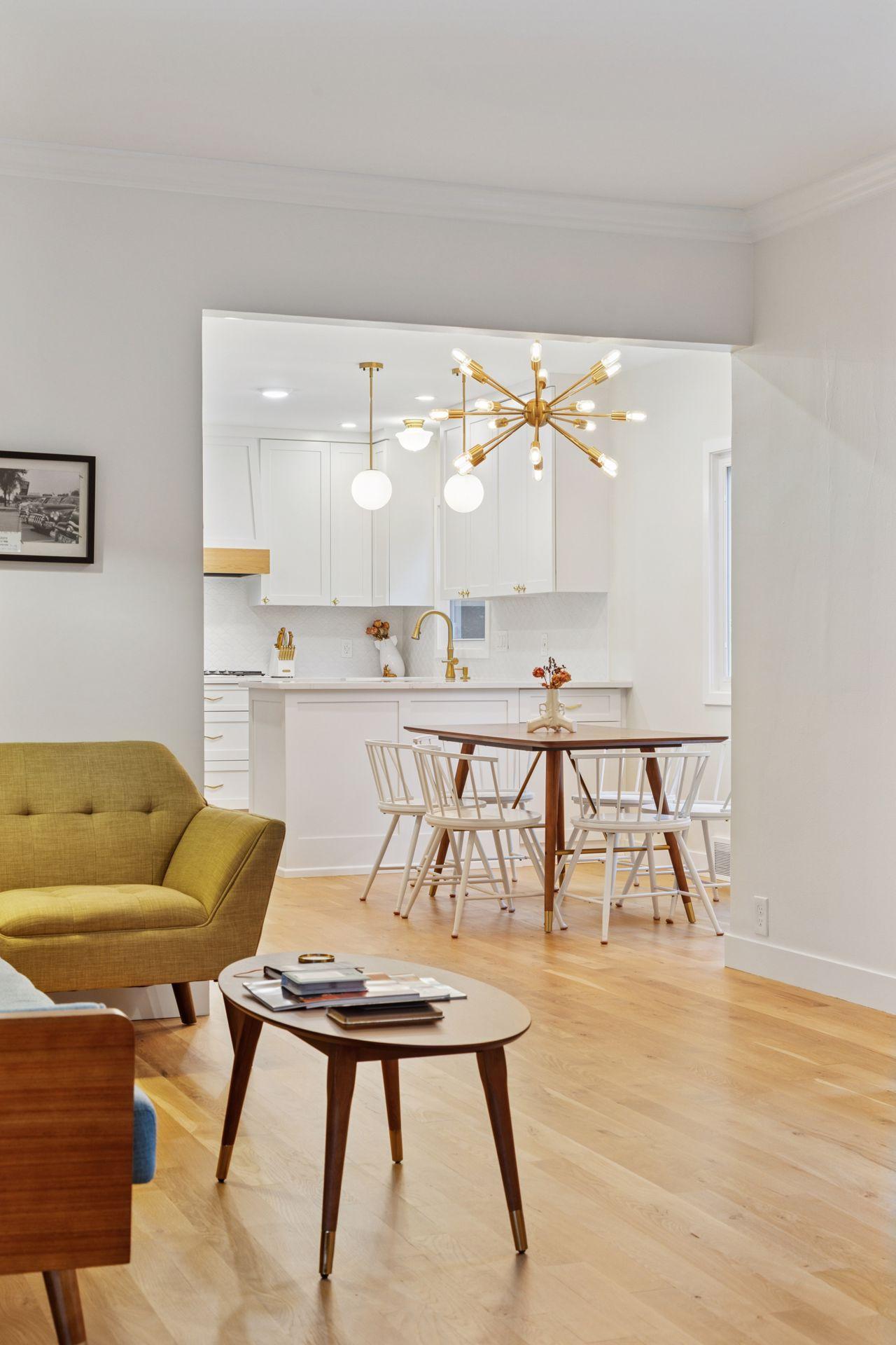 1846 Saunders Avenue