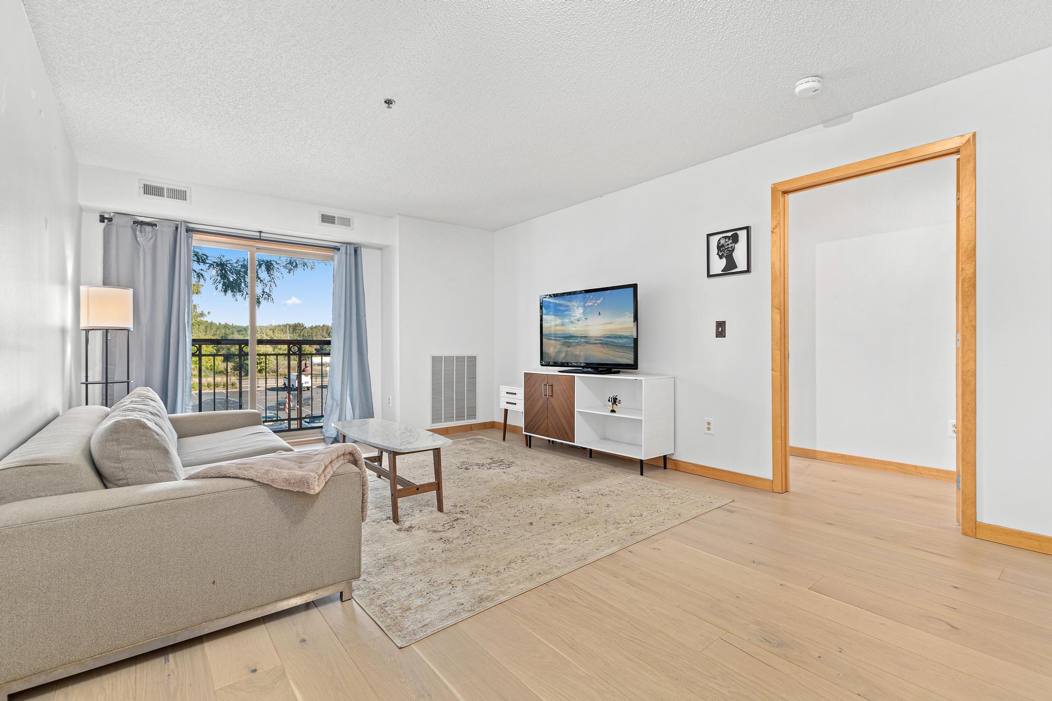 4845 W 123rd Street 203