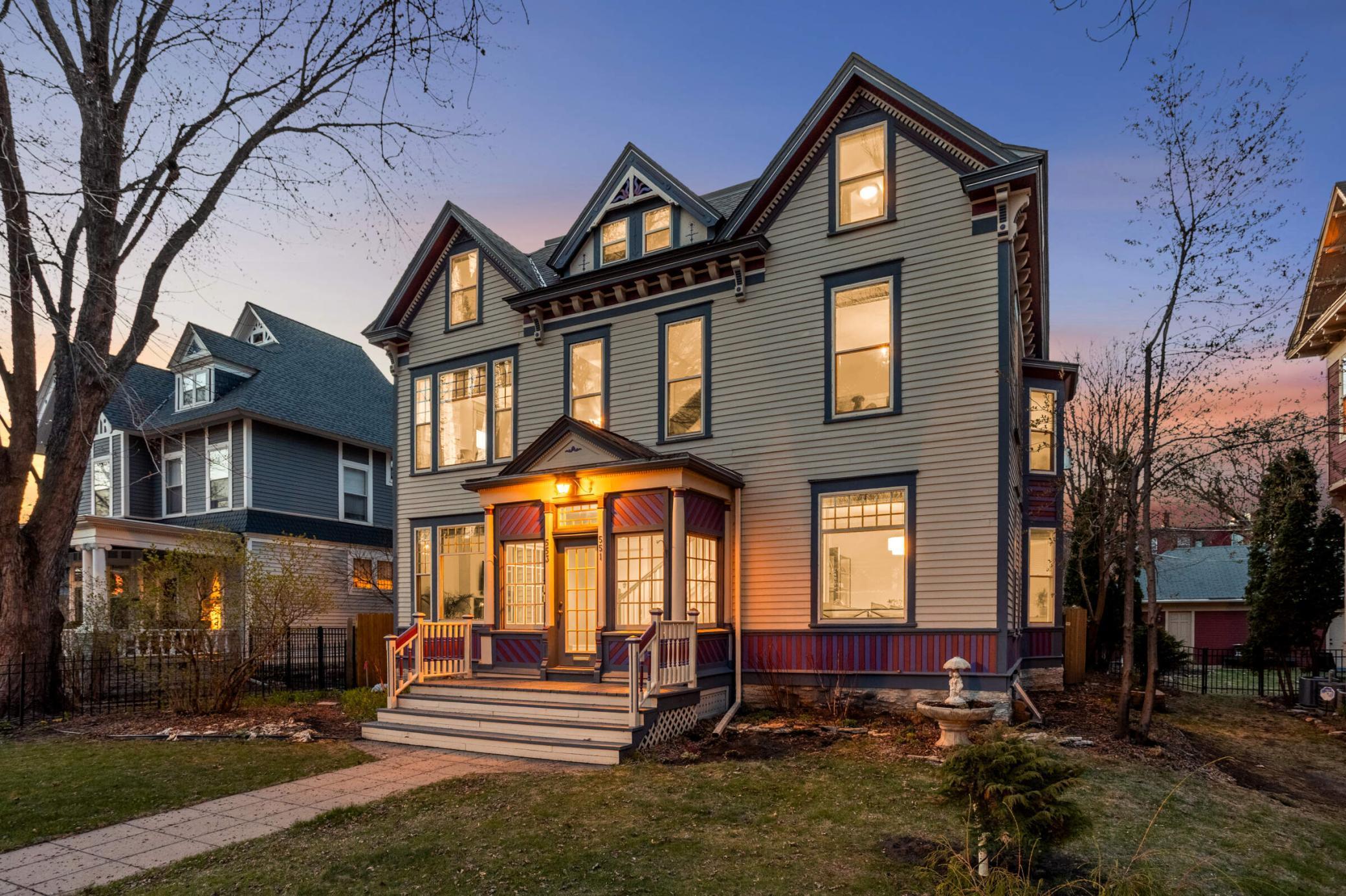 553 Ashland Avenue 553