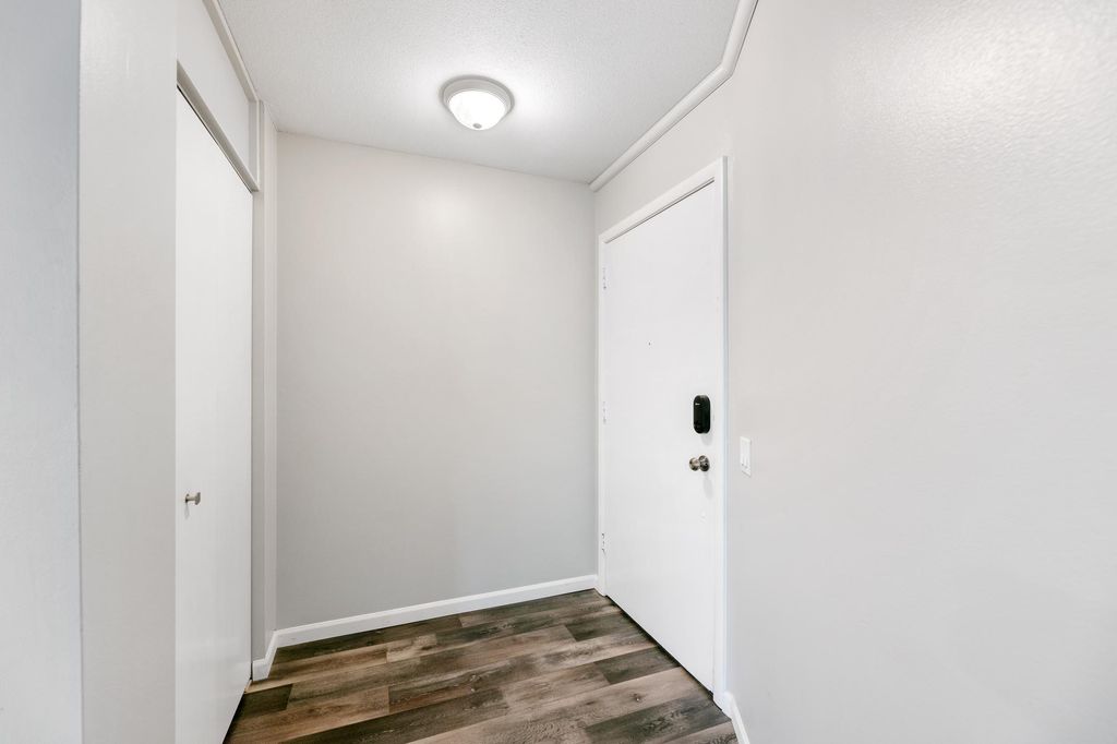 Photo of 9143 Highway 55 #305, Golden Valley, MN 55427 (MLS # 7075144)