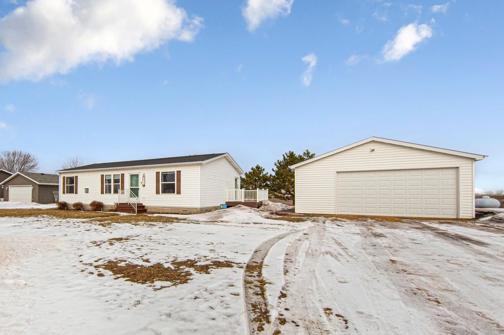 Photo of 79 Blashack Street, Waldorf, MN 56091 (MLS # 7013811)