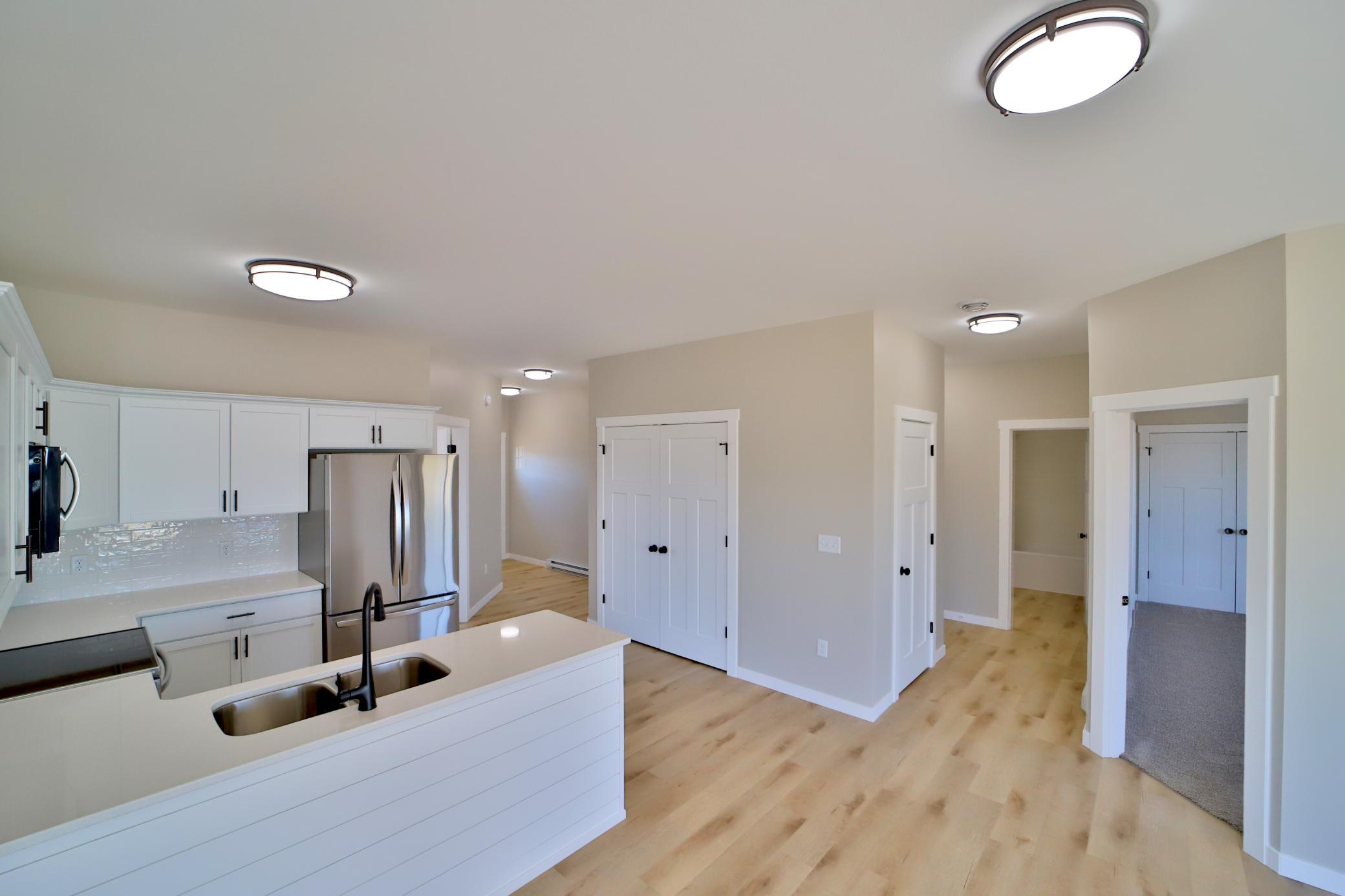 781 W Palomino Avenue