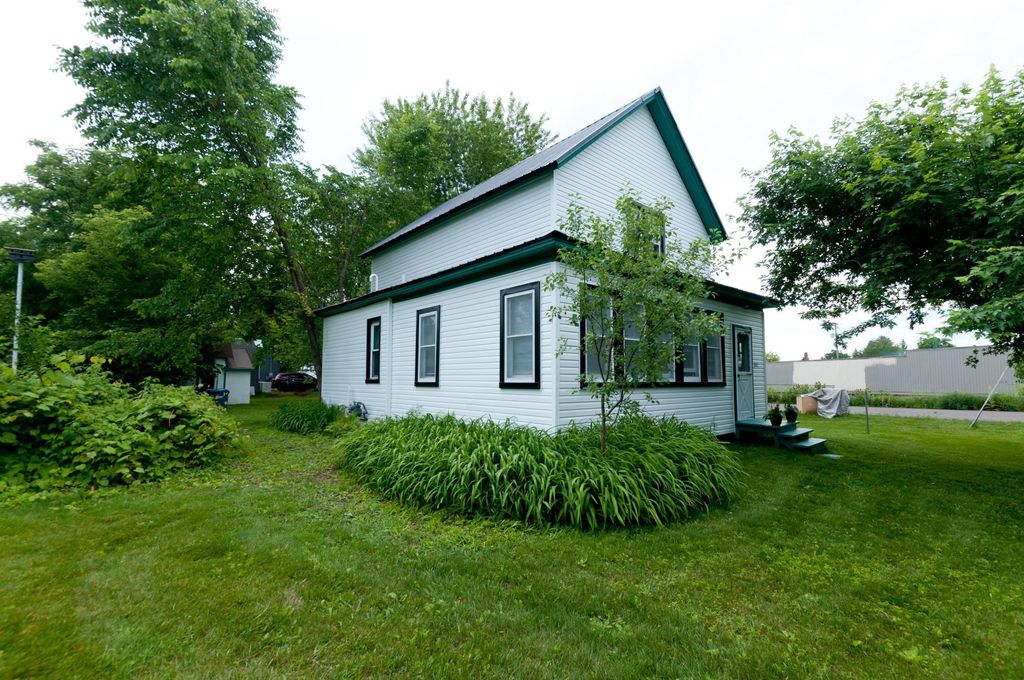 Photo of 301 N 10th Street, Cameron, WI 54822 (MLS # 7098930)