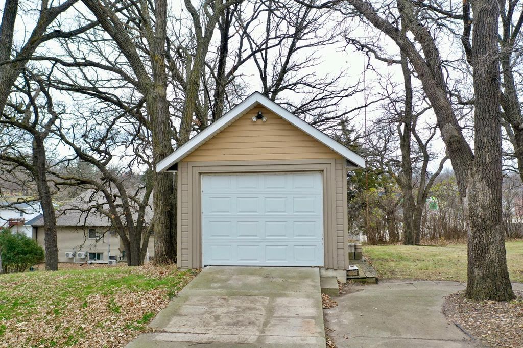 Photo of 117 Main Street N, New London, MN 56273 (MLS # 7013833)