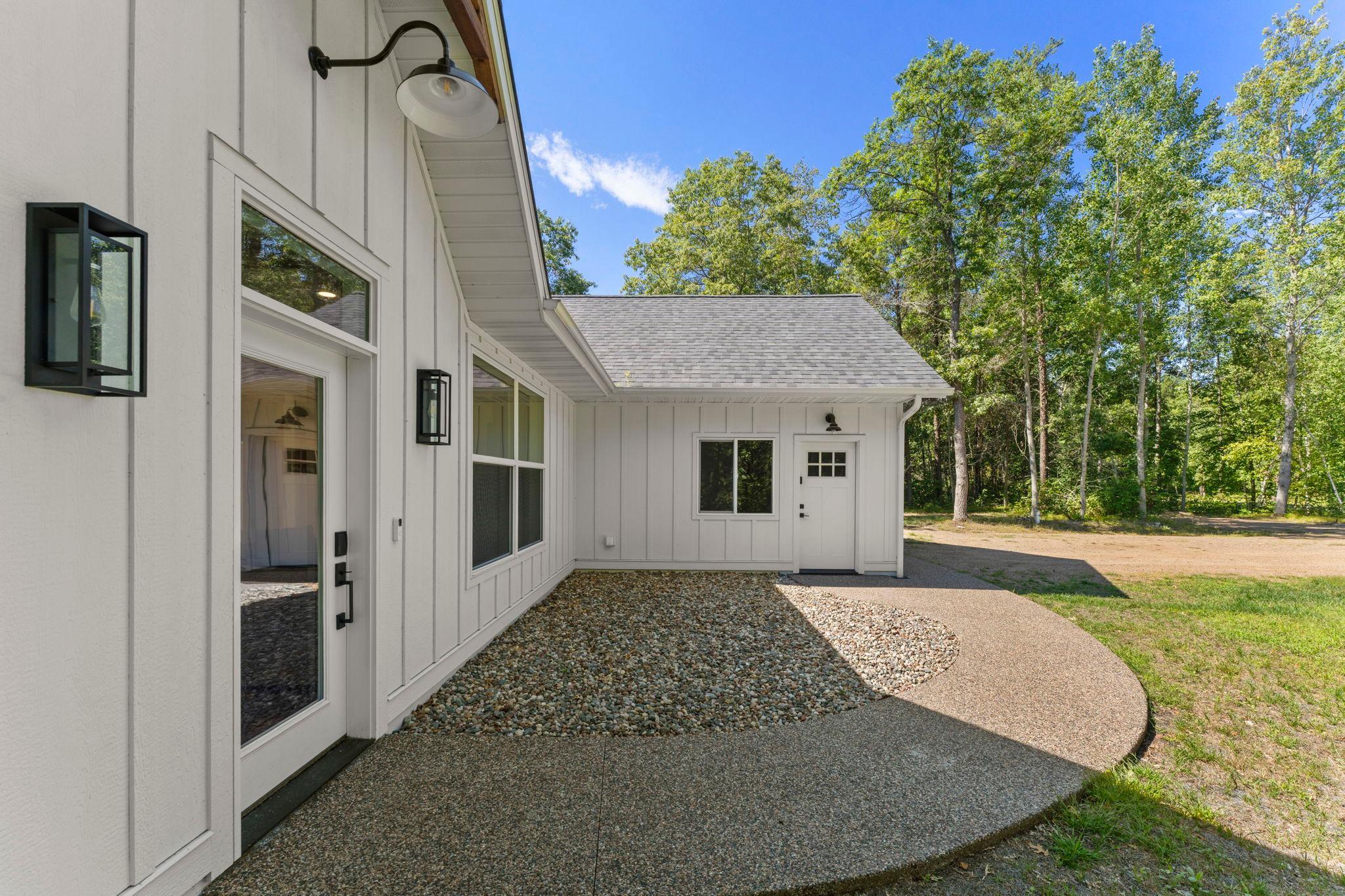 5479 Hidden Lane