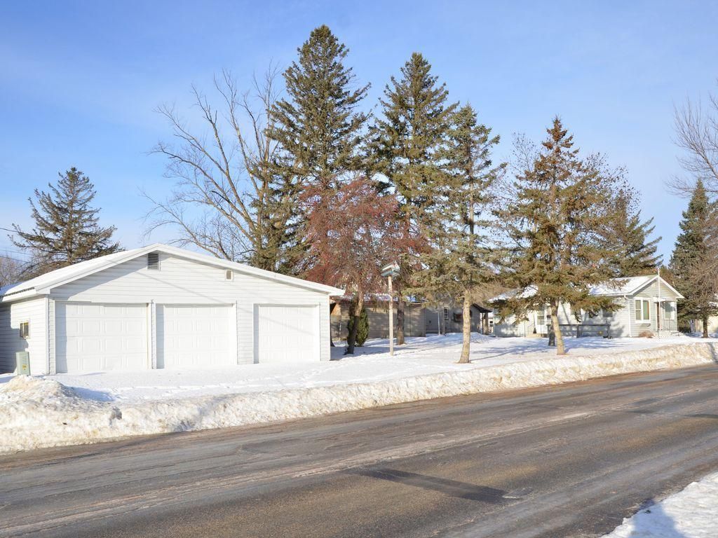 Photo of 107 Grove Avenue N, Park Rapids, MN 56470 (MLS # 7002271)