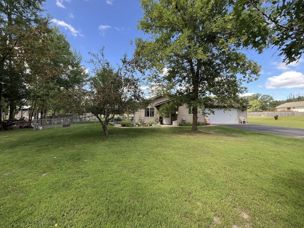 Photo of 14691 Lynndale Drive, Baxter, MN 56425 (MLS # 6826250)