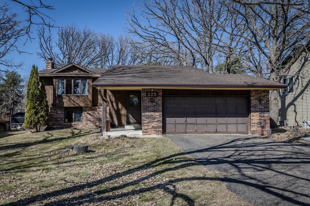 Photo of 225 106th Avenue NW, Coon Rapids, MN 55448 (MLS # 7040629)